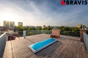 Prodej moderního bytu 2+kk + pracovna/šatna v nové nástavbě, Brno - Královo Pole, se soukromou střešní terasou a hezkým výhledem, investiční příležitost, cena 8400000 CZK / objekt, nabízí BRAVIS reality