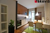 Pronájem moderního bytu 1+1, ul. Mášova, Brno - střed, lodžie, kompletně zařízený, výborná dostupnost do centra Brna, cena 17500 CZK / objekt / měsíc, nabízí BRAVIS reality