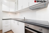 Pronájem bytu 1+kk, ul. Rázusova, novostavba, balkon, částečně zařízený, cena 14500 CZK / objekt / měsíc, nabízí BRAVIS reality