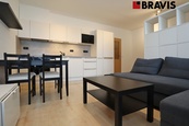 Pronájem bytu 1+kk, 40 m2 - Brno - Líšeň, kompletně zařízený, parkovací stání, cena 13900 CZK / objekt / měsíc, nabízí BRAVIS reality