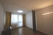 Pronájem bytu 1+1, Lesná, ul. Haškova, 7.NP/9, CP 42 m2, lodžie, cena 15620 CZK / objekt / měsíc, nabízí CENTURY 21 Bonus Brno